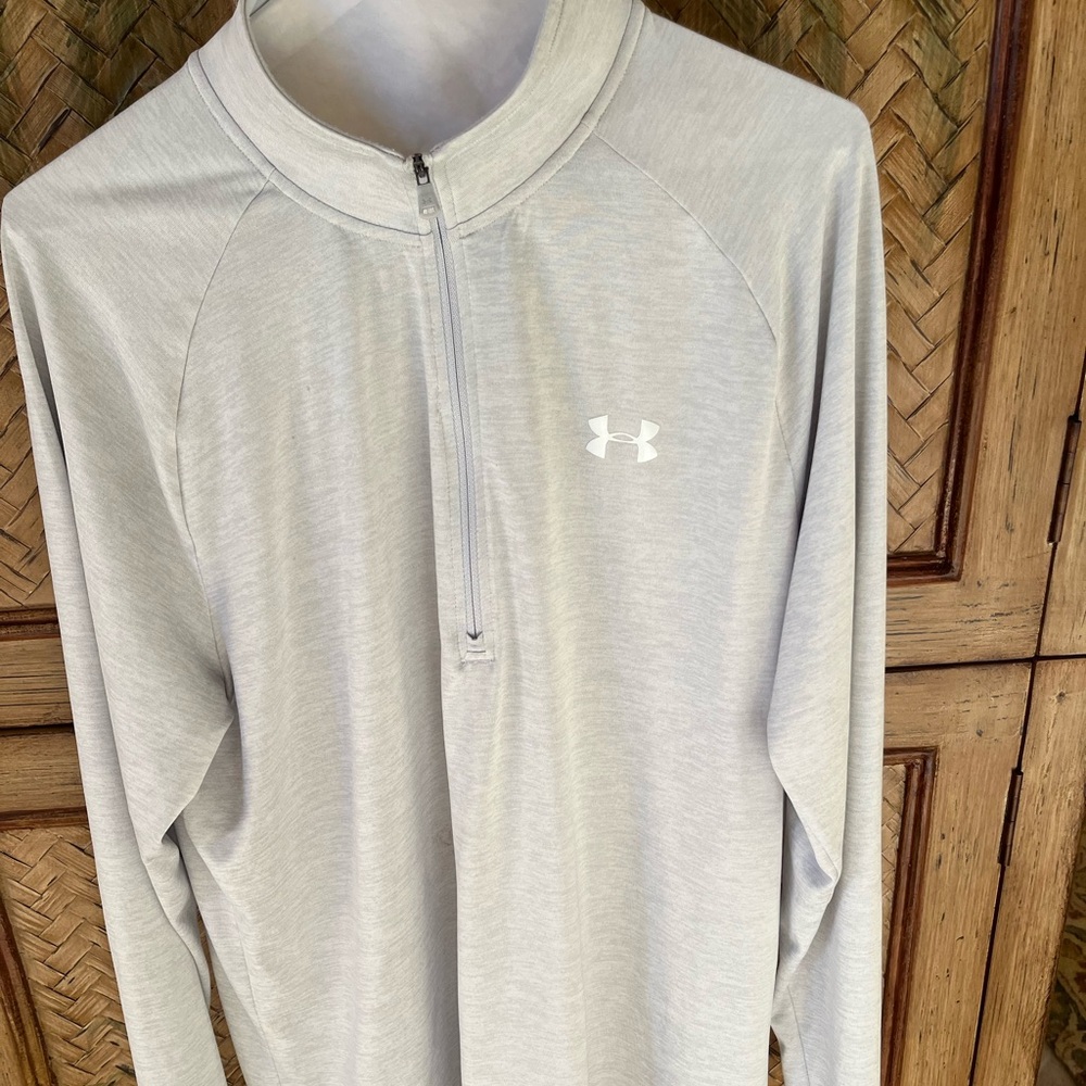 Under Armor pullover